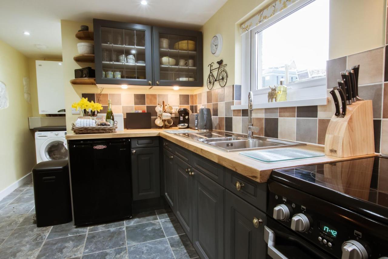 Cosy, Coastal Cottage In Snowdonia Harlech Esterno foto